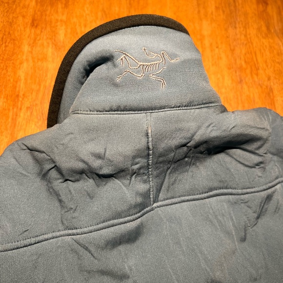 Arc’teryx Coat - Picture 6 of 7